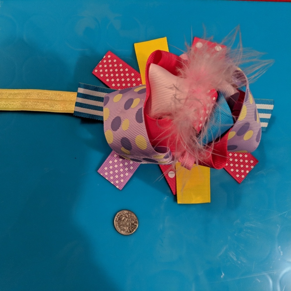 Clip in biw with removable headband